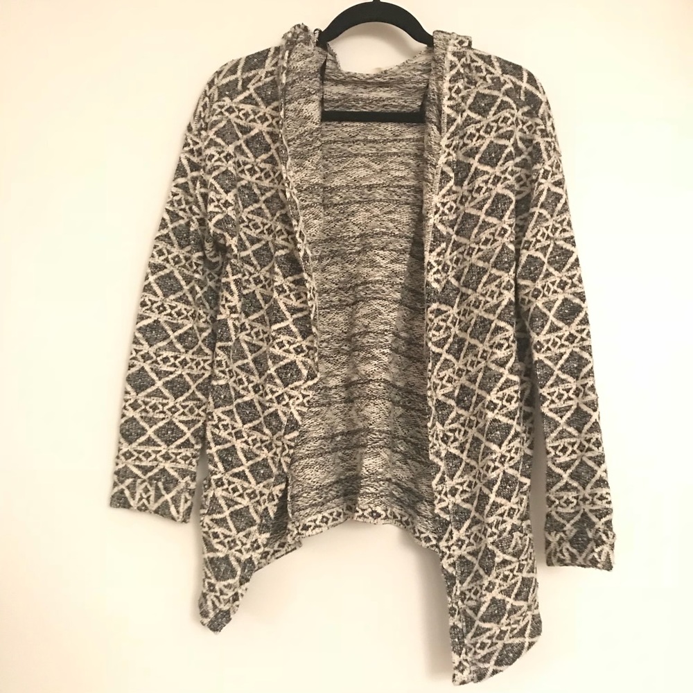 Sweater/cardigan